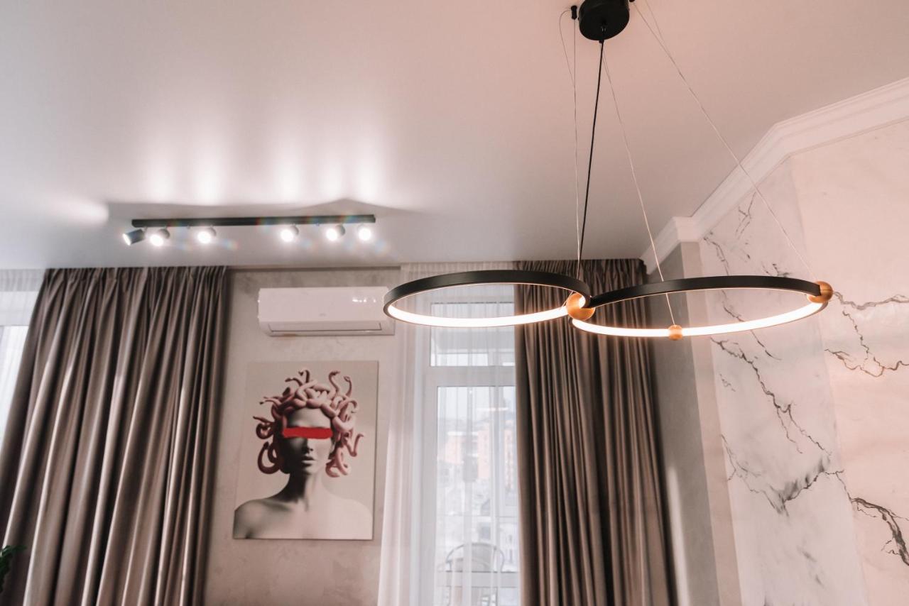 Royal Tower Vip Smart Apartments 4 Kiev Esterno foto