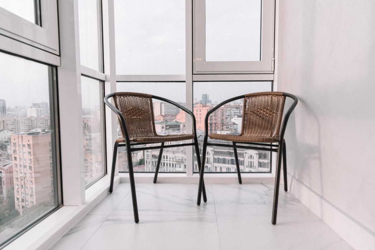 Royal Tower Vip Smart Apartments 4 Kiev Esterno foto